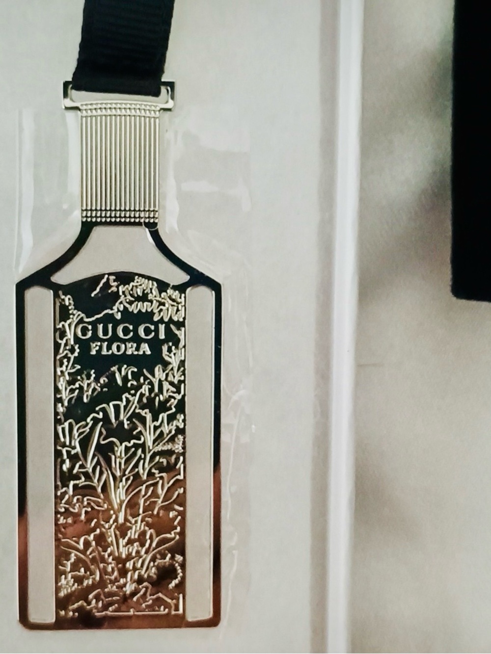 Gucci Silver Floral Engraved Bookmark / Accesory